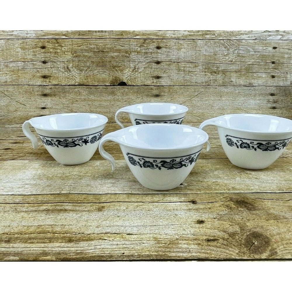 4 Vintage Corelle Old Town Blue Onion Hook Handle Coffee Tea Cups Stacking